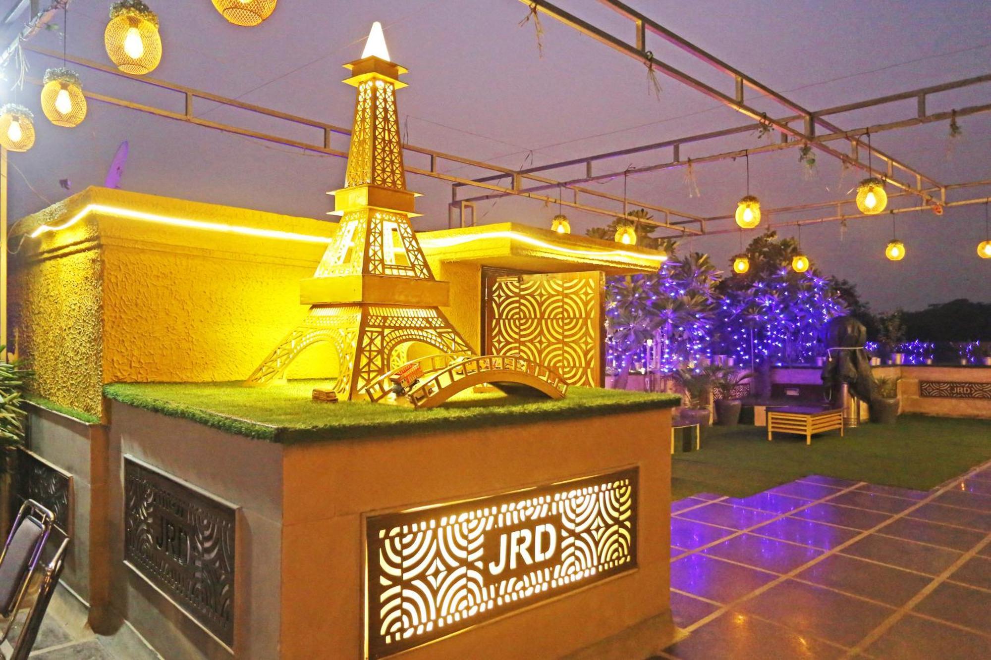 Jrd Luxury-Business Hotel Нью-Дели Экстерьер фото