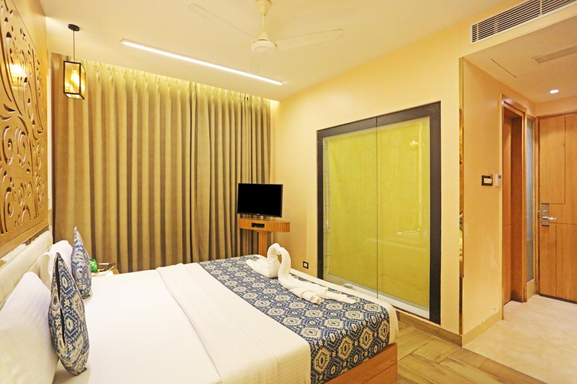 Jrd Luxury-Business Hotel Нью-Дели Экстерьер фото